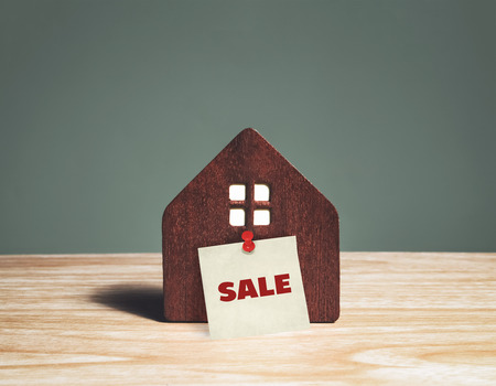 for sale paper pin on house symbolの写真素材