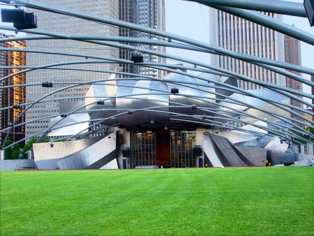Chicago, USA - June 07, 2005: The Jay Pritzker Pavilion hosts various musical acts in Chicago.  It is part of Millennium Park and was opened in 2004.のeditorial素材