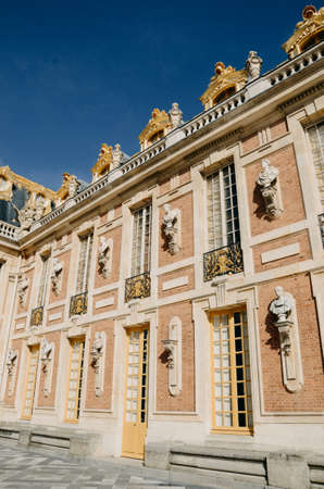 PARIS, FRANCE - Jun 25, 2020: Beautiful detail shot of the Palace of Versailles in Parisのeditorial素材