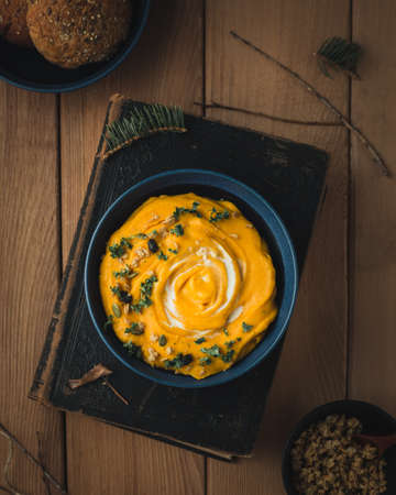 Squash soup gives a sense of autumn.

stove,heater,food,Squash soup,soup,bowl,menu,photography,restaurant,color,foodie,recipeの写真素材