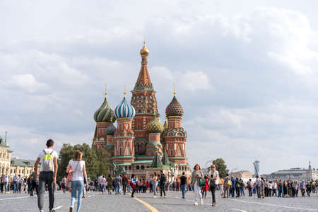 MOSCOW, RUSSIA - Oct 28, 2018: Basilic on the Red Square in Moscow.のeditorial素材