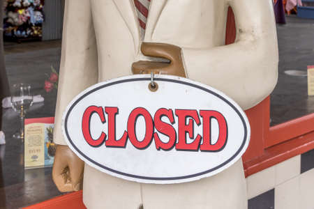 MONTEREY CA, UNITED STATES - Jan 12, 2019: A Closed sign on a shop door captured in Monterey, CA, United Statesのeditorial素材