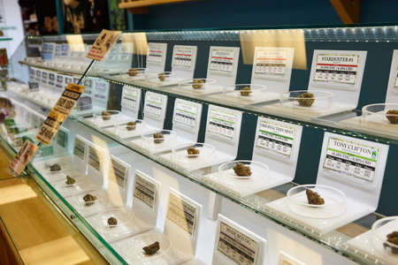 BEND, OR, UNITED STATES - Mar 08, 2018: Dr Jolly's Cannabis Dispensary in Bend, Oregon, USA.  Selling, THC and CBD edibles, flower, wax, concentrates, joints, beverages.のeditorial素材