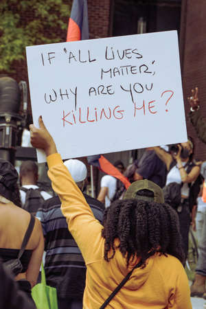MONTRÃ©AL, CANADA - Jun 07, 2020: Montreal black lives matter peaceful protest over the murder of George Floyd.のeditorial素材