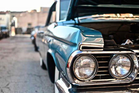 DOWNERS GROVE, UNITED STATES - Jun 07, 2019: A Buick Invicta during the Downers Grove Car Show - Friday Night Lightsのeditorial素材