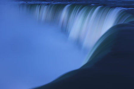 A long exposure shot of Niagara Falls - perfect for backgroundの写真素材