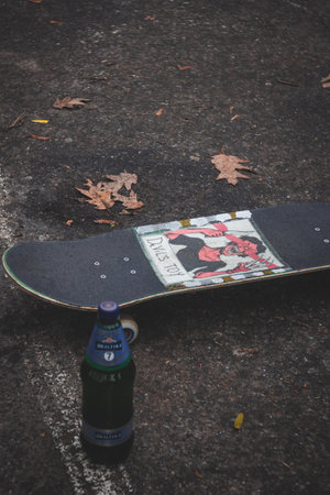 VINNYTSIA, UKRAINE - Mar 03, 2020: Lying skate in typical skate park spacesのeditorial素材