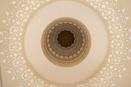 ABU DHABI, UNITED ARAB EMIRATES - Dec 05, 2019: Sheikh Zayed Mosque, Abu Dhabi, United Arab Emirates, December 02, 2019, the view of the Mosque, there lot of visitors and tourist visit the Mosqueのeditorial素材