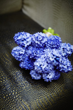 A bouquet of beautiful purple flowers specially made for the brideの写真素材