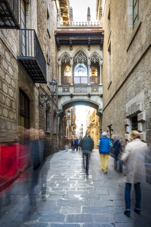 The Bishop's Bridge in the Gothic quarter of Barcelona, Spainの写真素材