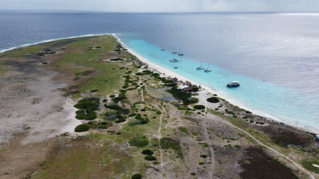 An uninhabited island of Klein Curacaoの写真素材