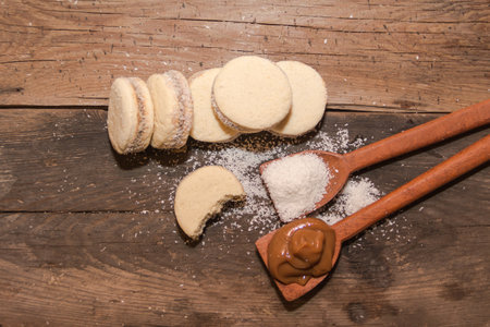 alfajores of cornstarch and dulce de leche, traditional of Argentine gastronomyの写真素材