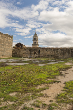 A vertical shot of the Restaurante Azul Montearenas San Spainのeditorial素材