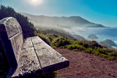 Callifornia coast rest stop, overlooking the Pacific Ocean in the morning mist.の写真素材