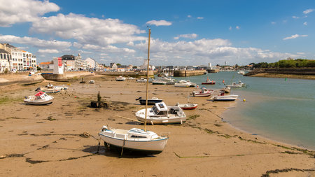 Saint-Gilles-Croix-de-Vie, in Vendee, typical harborのeditorial素材