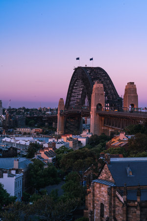 A vertical shot of the Observatory Hill Park in Millers, Australia during sunsetの写真素材