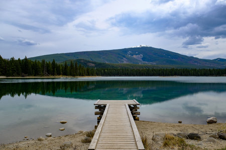 A glacial fed lake about 8-10 kilometers from Jasper town site. Just off the Yellowhead Highway 16, along side Athabasca River.の写真素材
