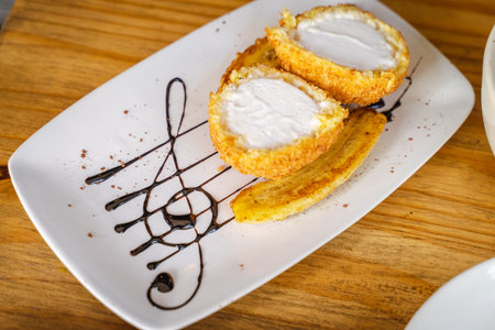 A closeup of the tasty vegan creamy pastry with bananas