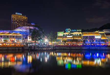 Singapore - December 3, 2016 : Clarke Quay is a historical riverside quay. Now, famous for dinner and night entertainment.のeditorial素材