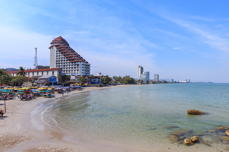 Hua Hin beach near Takiab mountainのeditorial素材