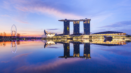 Singapore, Singapore - May 11, 2014: Singapore flyer and marina bay sand located in Marina Bay. Singapore.のeditorial素材