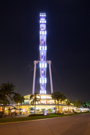 Singapore, Singapore - May 10, 2014: Singapore flyer, located in Marina Bay. Singapore.のeditorial素材