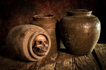 Still Life with a Skull and clay pot,earthenwareの写真素材