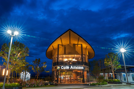 Prachuap Khiri Khan , THAILAND - October 26, 2025 : Cafe Amazon at Prachuap Khiri Khan, Thailand. It's a famous Thai franchise coffee cafe in Thailandのeditorial素材