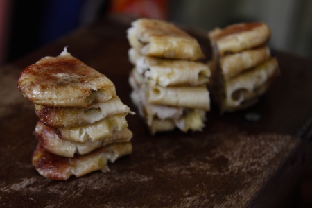 Thai grilled Banana at the foodstall along the street の写真素材