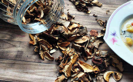 dried mushrooms on the tableの写真素材