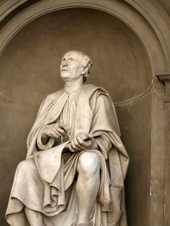  statue of the famous architect Bruneleschi nearby the Duomo, Florence      の写真素材