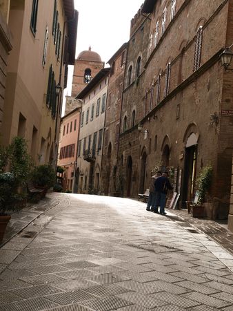 morning in the Tuscan townの写真素材