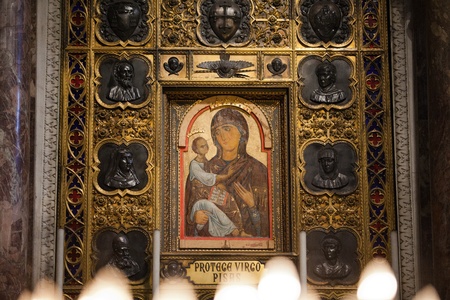 Duomu interior - Pisa, Tuscany Italyのeditorial素材