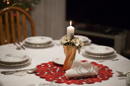 Elegant Christmas table settingのeditorial素材