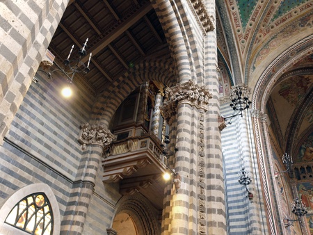 Interior and main nave of Cathedral (Duomo). Orvieto, Umbria 
のeditorial素材