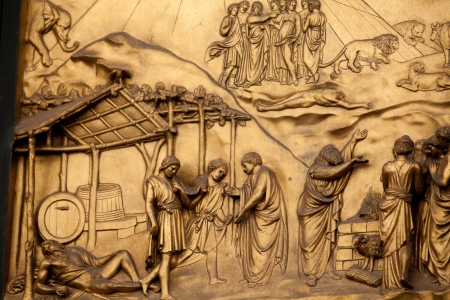 Florence - Baptistery , Panel of the Door of Paradise - The drunkenness of Noahのeditorial素材