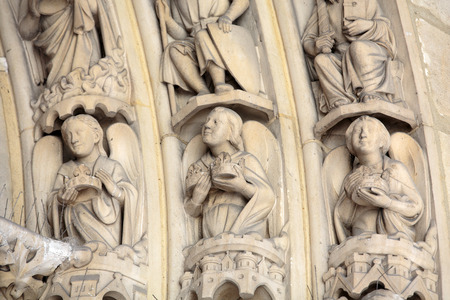 Paris -  the Sainte-Chapelle (Holy Chapel). Archivolts of The portal on both sides  is decorated with low reliefのeditorial素材