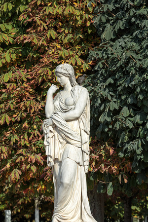 Antique sculpture in Jardin des Tuileries (Tuileries garden) - favorite spot for rest of tourists and Parisians. Garden was created by Catherine de Medici in 1564. Paris, Francのeditorial素材