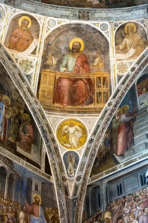 The frescos in Baptistery of Duomo or The Cathedral of Santa Maria Assunta by Giusto de Menabuoi (1375-1376).のeditorial素材