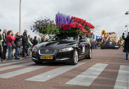 NOORDWIJK, NETHERLANDS - 22 APRIL 2017: the traditional flowers parade Bloemencorso from Noordwijk to Haarlem in the Netherlands.のeditorial素材