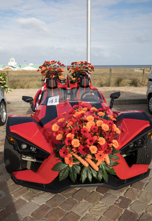 NOORDWIJK, NETHERLANDS - 22 APRIL 2017: the traditional flowers parade Bloemencorso from Noordwijk to Haarlem in the Netherlands.のeditorial素材