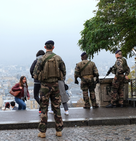 Paris, France - September 2017: French army soldiers patrolling in Paris in connection with the terrorist threatのeditorial素材