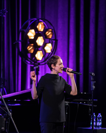 Cracow, Poland - April 26, 2018: The performance of the American jazz vocalist Stacey Kent with her accompanying quartet on the Kijow.Centre stage in Krakow, Poland. It is a concert in the cycle - The World of Great Music organized by the Cracovia Music Aのeditorial素材