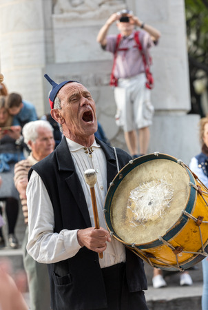 Funchal, Portugal - April 19, 2018:  Folk musicians and dancers performing on the Avenida Arriaga  in Funchal on the Madeira Island, Portugal.のeditorial素材