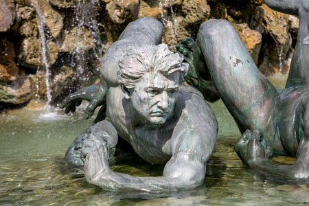 Esplanade des Quinconces, fontain of the Monument aux Girondins in Bordeaux. Franceのeditorial素材
