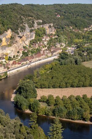 La Roque-Gageac scenic village on the Dordogne river, Franceの写真素材