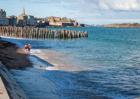 St Malo, France - September 14, 2018: View of beach and old town of Saint-Malo. Brittany, Franceのeditorial素材