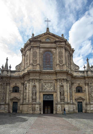 Bordeaux, France - September 9, 2018: Facade of Eglise Notre Dame, Bordeaux, Gironde department, Franceのeditorial素材