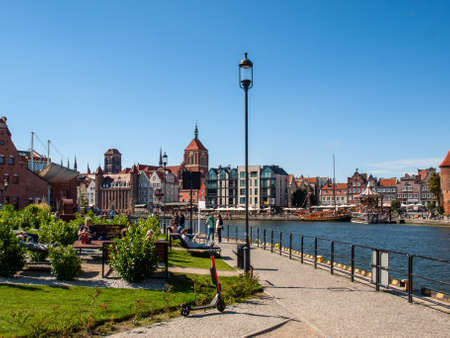 Gdansk, Poland - Sept 6, 2020: The architecture of the old GdaÅsk at the Fish Market / Targ Rybny / on the MotÅawa riverbankのeditorial素材