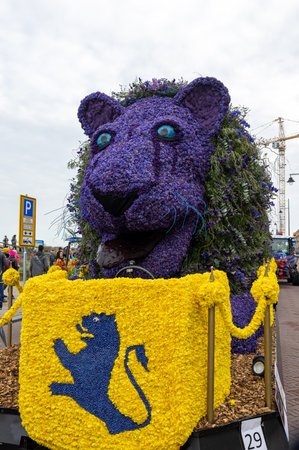 Noordwijk, Netherlands - April 22, 2023: Spectacular flower covered floats in the Bloemencorso Bollenstreek the annual spring flower parade from Noordwijk to Haarlem in the Netherlands.のeditorial素材